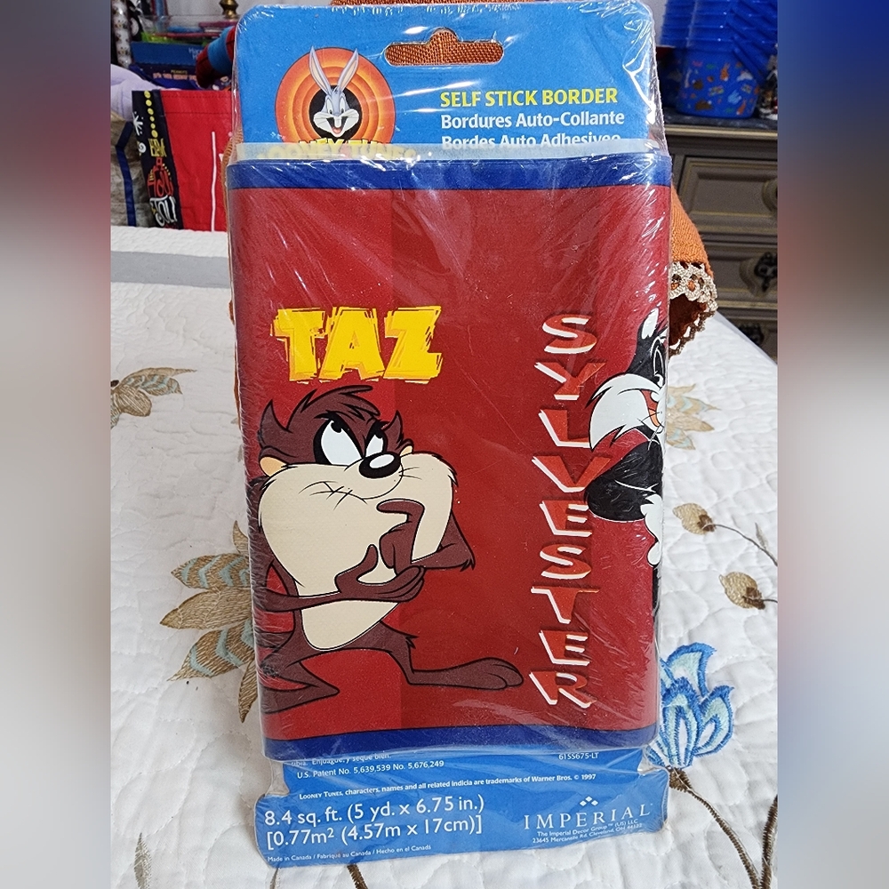 Looney Tunes Self Stick Border Vintage